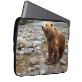 Brauner Bär in Stream Laptopschutzhülle (Vorne Rechts)