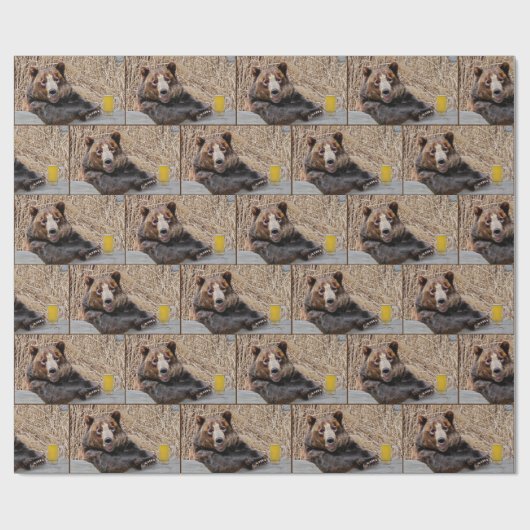 Brauner Bär mit Bier Geschenkpapier (Flach)