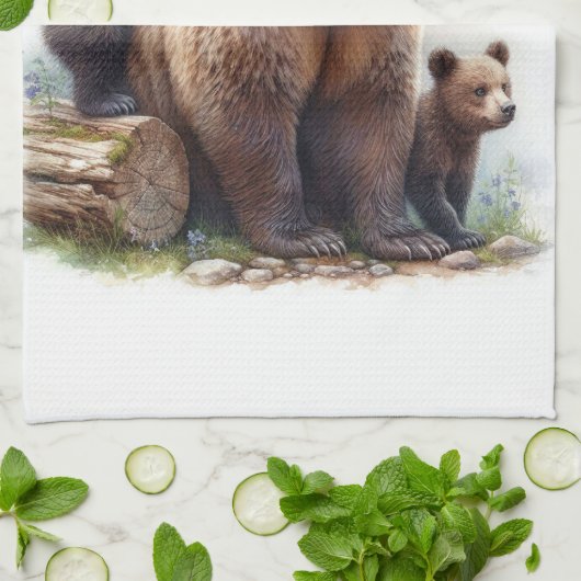 Brauner Bär mit zwei Kubs Geschirrtuch (Gefaltet)