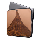BRAUNER BERG LAPTOPSCHUTZHÜLLE (Vorderseite Links)