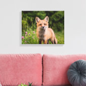 Brauner Fox auf grünem Gras Leinwanddruck (Insitu (Wohnzimmer))
