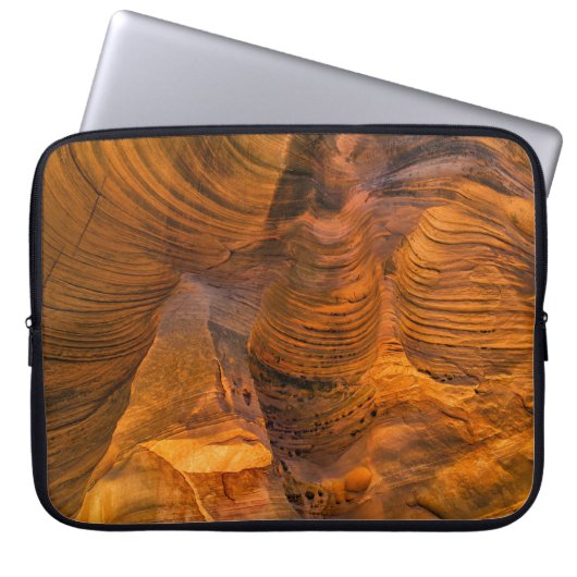 Brauner Gestein Laptopschutzhülle (Vorderseite)