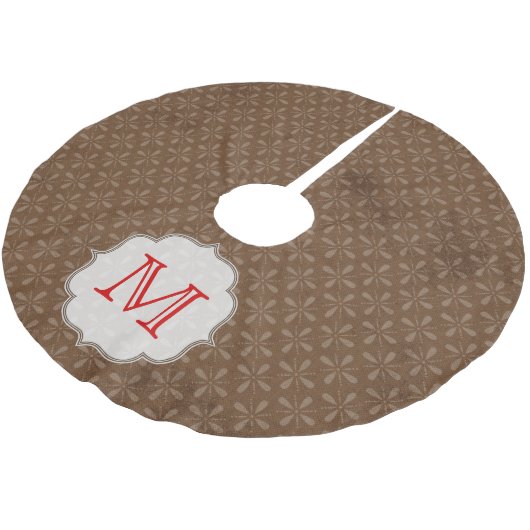 Brauner Muster-Winter-Monogramm-Initial-Tannenbaum Polyester Weihnachtsbaumdecke (Schrägansicht)