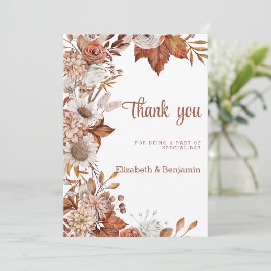 Brauner Orangenfall florale rustikale Danke Einladung (Stehend Vorderseite)