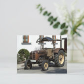 Brauner Rostiger Traktor Postkarte (Stehend Vorderseite)