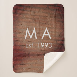 Brauner rustikaler Stein mit dem Namen Datum des J Sherpadecke