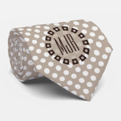 Brauner und Taupe Polka Dot mit Monogramm Krawatte (Gerollt)