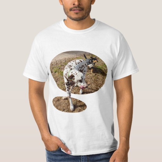 brauner und weißer Dalmatiner T-Shirt (Vorderseite)