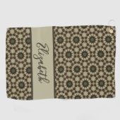 Braunes geometrisches Muster mit individuelle Name Golfhandtuch (Horizontal)