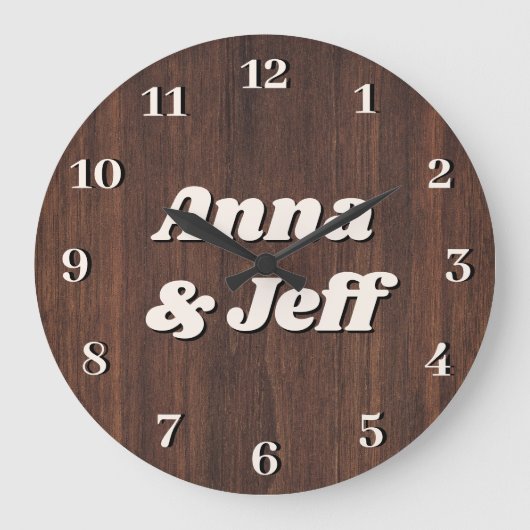 Braunes Holz Hintergrund Valentine Couple Name Cus Große Wanduhr (Vorderseite)