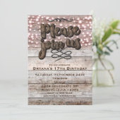 Braunes Holz und Lichter Elegante Einladung (Stehend Vorderseite)