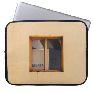 BRAUNES HOLZRAHMENGLASFENSTER LAPTOPSCHUTZHÜLLE