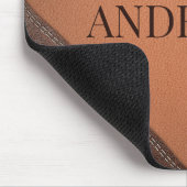 Braunes Imitat Leder mit Nähsticken Mousepad (Ecke)
