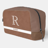 Braunes Leder Textur Trim White Monogram Name Waschbeutel (Rechte Ecke)