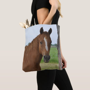 Braunes Pferd am Baum Tasche