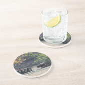 Braunes Pferd durch den Zaun Getränkeuntersetzer (Seite)