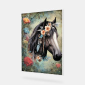 Braunes Pferd in Blumen. Acrylschild (Winkel)