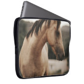 BRAUNES PFERD LAPTOPSCHUTZHÜLLE (Vorne Rechts)