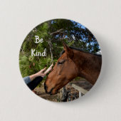 braunes Pferd mit freundlicher Botschaft, Button (Vorderseite)