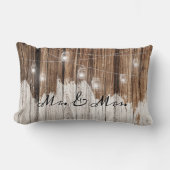 Braunes rustikales Holz mit Licht, anpassbar Lendenkissen (Vorderseite)