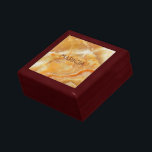 Braunes und Beige Marmorbild Geschenkbox<br><div class="desc">Elegantes Bild von brauner und beigefarbener Marmorstruktur mit individualisierbarem Monogramm.</div>