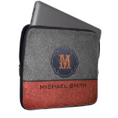 Braunes und schwarzes Leder. Custom Monogram Laptopschutzhülle (Vorne Rechts)