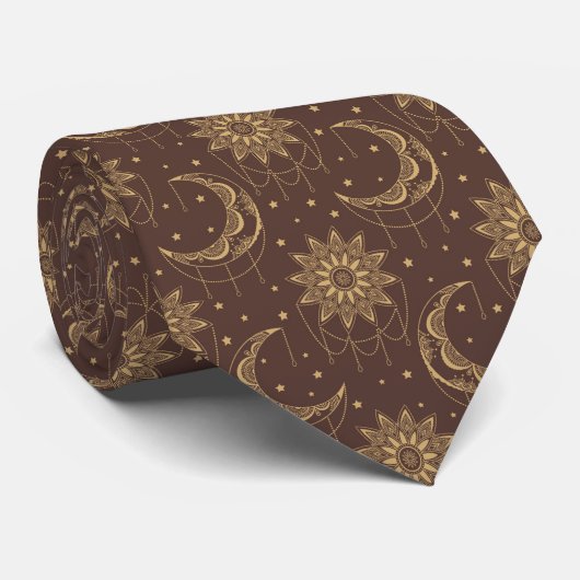 Braunes vintage Mond-Ornamentmuster Krawatte (Gerollt)