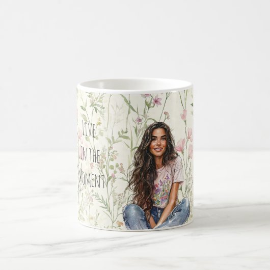 Braunhaariges Mädchen Blumen Kaffeetasse (Mittel)