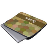 Braunhexagon Laptopschutzhülle (Vorne Knopf)