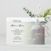 Braut auf Bauerntracker Land Hochzeit Einladung (Stehend Vorderseite)