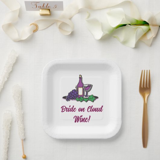 Braut auf Cloud Wein! Pappteller (Hochzeit)