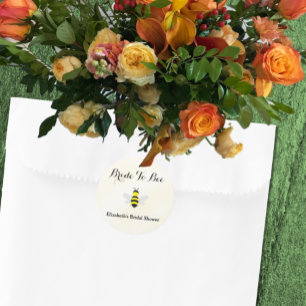 Braut, die bald heiratet Brautparty Runder Aufkleber