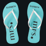 Braut-Empfang personalisiert Badesandalen<br><div class="desc">Ein niedlicher Zusatz zu Ihrem Bestimmungsortstrand oder zu Poolsidehochzeit! Tanzen Sie die Nacht weg in diesen bequemer Zaum umdrehen Reinfälle. Beispielhintergrundfarbe ist- Tiffany, Aqua Blauklicken "besonders anfertigen es" zur Änderungsfarbe. Das Wort "Frau", im Schwarzen mit den Bräuten nennen personalisiertes. Um des zusammenpassenden Bräutigams zu sehen Reinfälle umzudrehen bitte besichtigen meinen...</div>