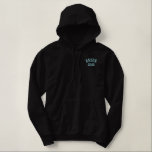 Braut gestickter Hoodie<br><div class="desc">Braut stickte Hoodie,  mit Braut und dem Jahr auf dem links Kastenbereich und auf der Rückseite der Jacke,  im Blau!  Redigieren Sie das Jahr oder fertigen Sie die Textfarben besonders an,  wenn Sie wünschen!</div>