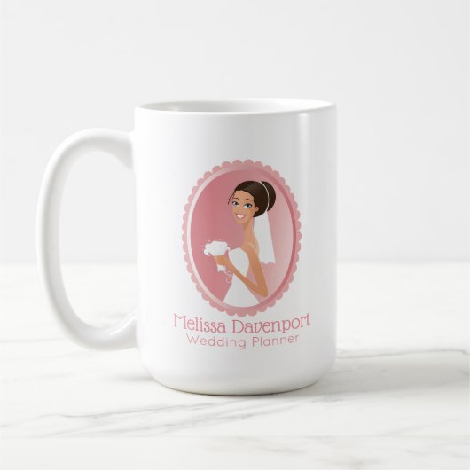 Braut in einem weißen Hochzeitskleid Holding a Bou Kaffeetasse (Links)