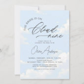 Braut ist auf Cloud Nine Brautparty Einladung (Vorderseite)