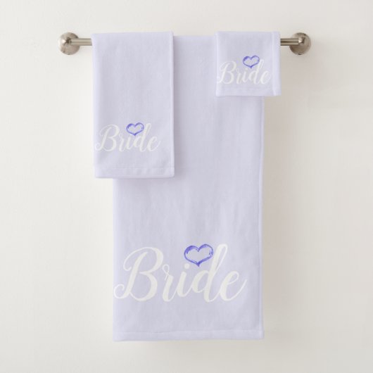 Braut mit Herzen im hellen Lavendel Badhandtuch Set (Insitu)