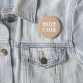 Braut Tribe im stilisierten Beigeton Button (Beispiel)