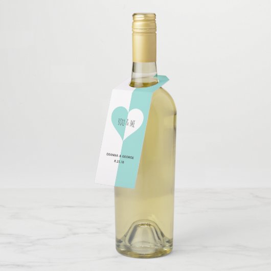 BRAUT u. Co Sie u. ich Flaschenanhänger (Angewinkelt)