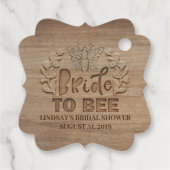 Braut um rustikales Brautparty zu sein Geschenkanhänger (Rückseite)