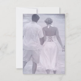 Braut und Bräutigam am Strand Save the Date
