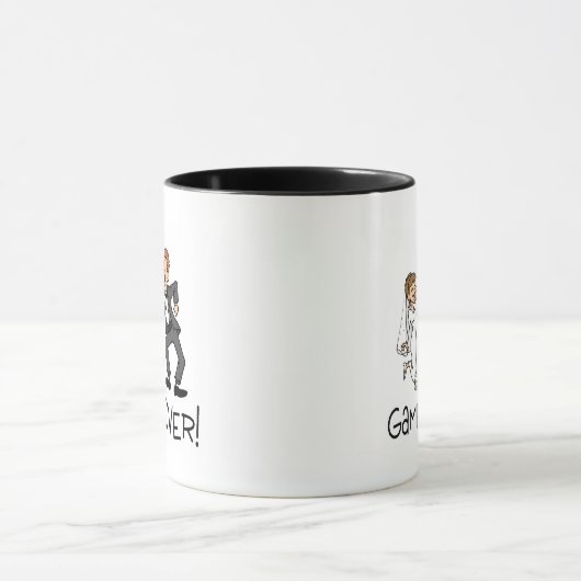 Braut-und Bräutigam-Spiel vorbei Tasse (Zentrum)