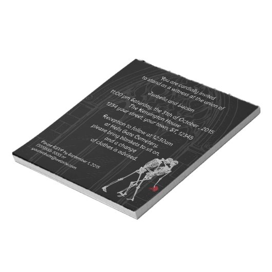 Braut und Bräutigeletten werden zum Hochzeitsempfa Notizblock (Rotiert)