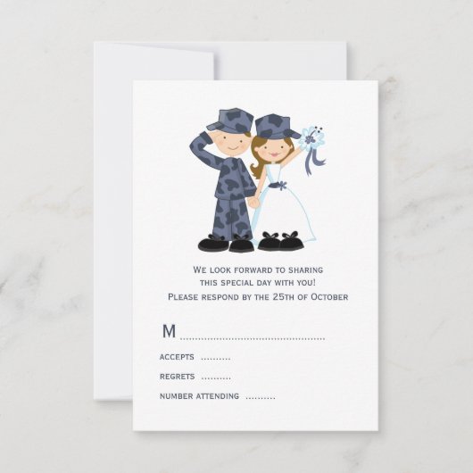 Braut und Soldat in Blue Camouflage Hochzeit RSVP Karte (Vorderseite)
