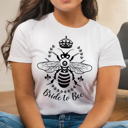 Braut zu Bee Honeybee Crown Wedding | PERSONALISIE T-Shirt