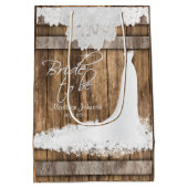 Braut zu sein - rustikales Holz und weiße Spitzen- Mittlere Geschenktüte (Rückseite)