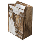 Braut zu sein - rustikales Holzfässchen und Spitze Mittlere Geschenktüte (Rückseite Schrägansicht)