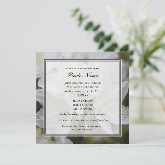 Brautduscheinladung, weiße Azalea Blume Einladung (Stehend Vorderseite)
