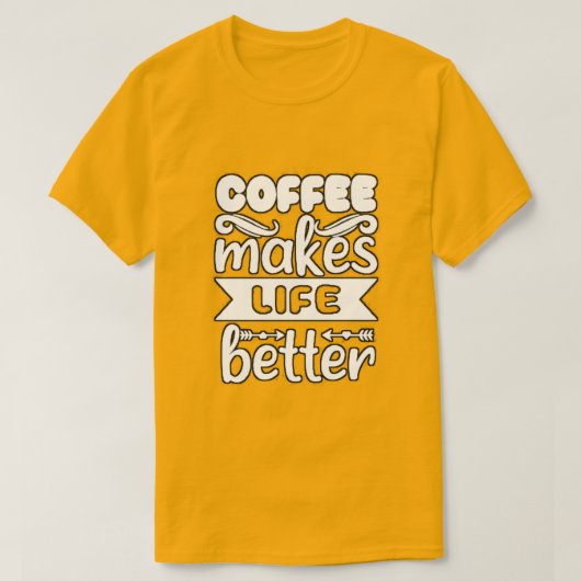 "Braute Bliss: Die magische Touch des Kaffees über T-Shirt (Design vorne)