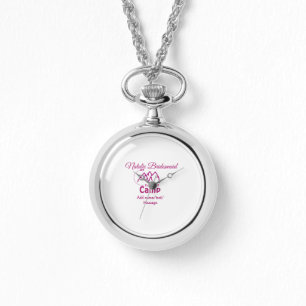 Brautjungfer im rosa Camp-Design mit Namen, Datum Armbanduhr